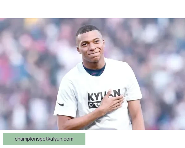 恰尔汗奥卢国家队前景值得关注，面临重要比赛的挑战与机遇。